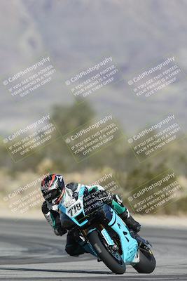 media/Jan-09-2026-Support Moto Racing (Fri) [[386df380ef]]/1-Racer Group/Practice 1 (Turn 5)/